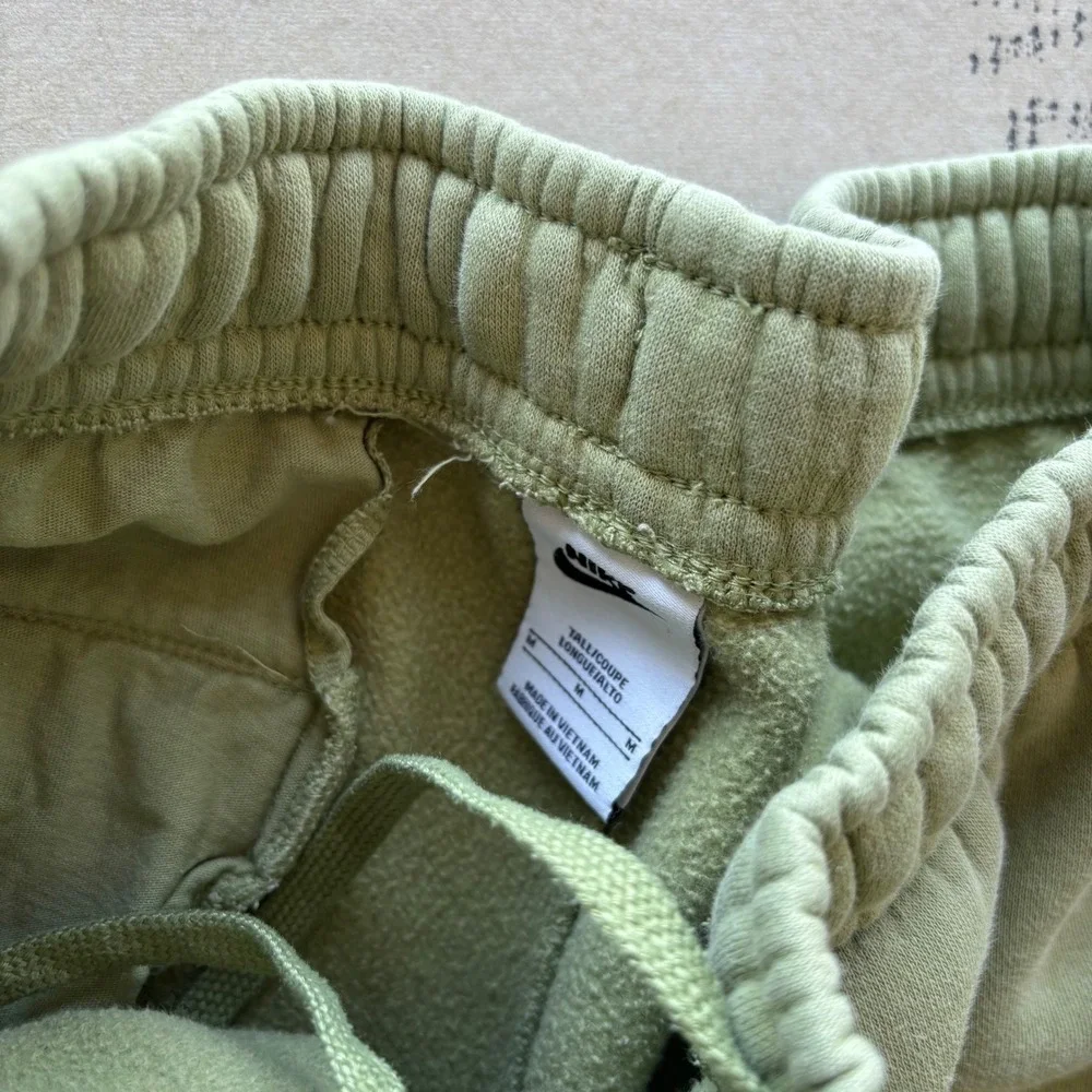 Nike y2k sportswear
